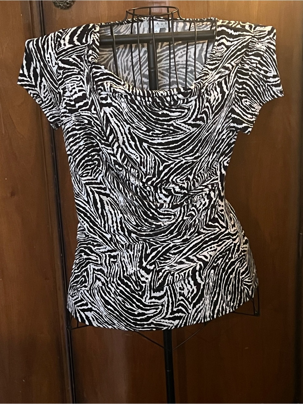 Chaus Black and White Zebra Print Short Sleeve Blouse